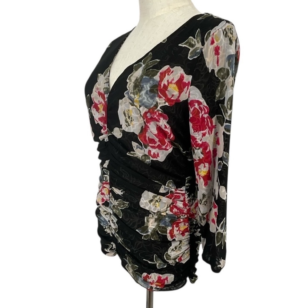 WHBM Black Floral Ruched V Neck 3/4 Sleeve Top Women's Fashion Blouse Reversible - Picture 3 of 11